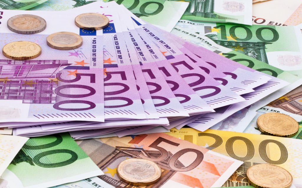 Euro completa 15 anos: veja fatos e curiosidades