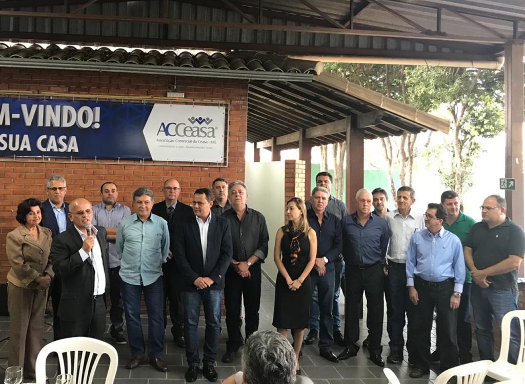 Conselho de Administração e diretoria executiva da ACCeasa comemoram posse em coquetel